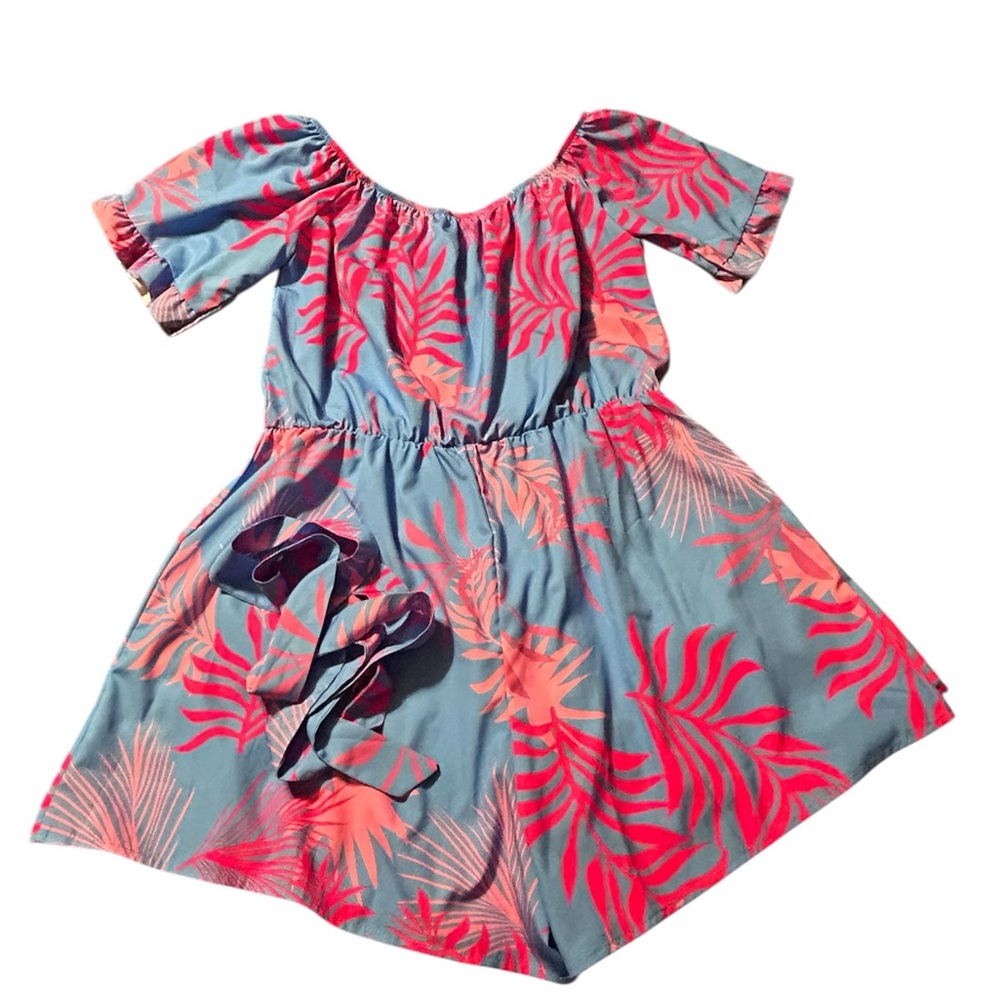 Tropical Off-Shoulder romperwith Pink Leaf Print
